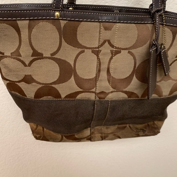 Brown Coach tote - Picture 5 of 6